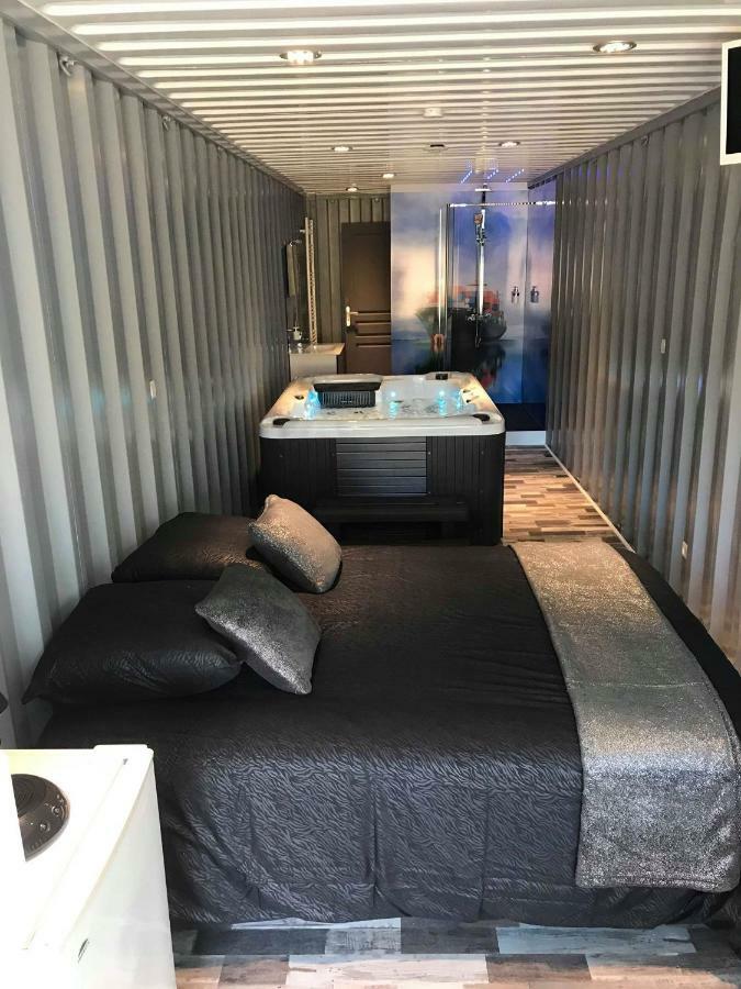 Apartmán Les Docks Insolite & Spa Berck Exteriér fotografie